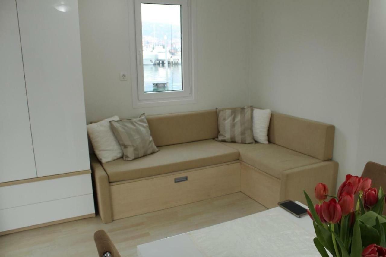 Stella Blue Floating House Portoroz